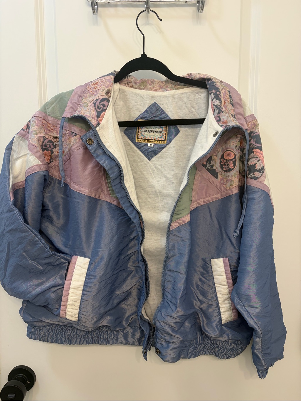 Charming Vintage Ski Jacket - Lavender Multi